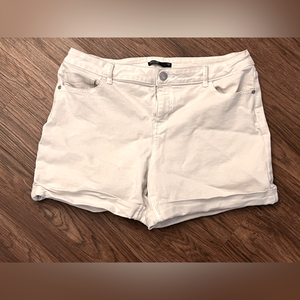 ☀️ Simply Vera Jean shorts